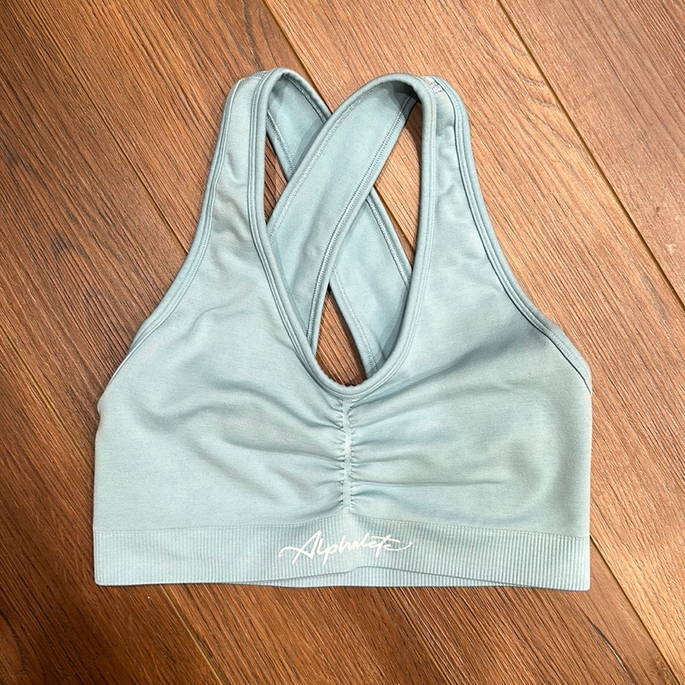 Alphalete Amplify Sports Bra